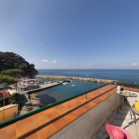 דירות מסה לוברנסה Relais Del Mare Con Terrazza Fronte Mare Free Parking מראה חיצוני תמונה