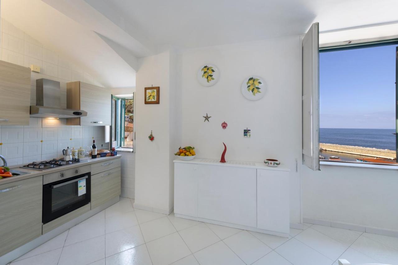 דירות מסה לוברנסה Relais Del Mare Con Terrazza Fronte Mare Free Parking מראה חיצוני תמונה