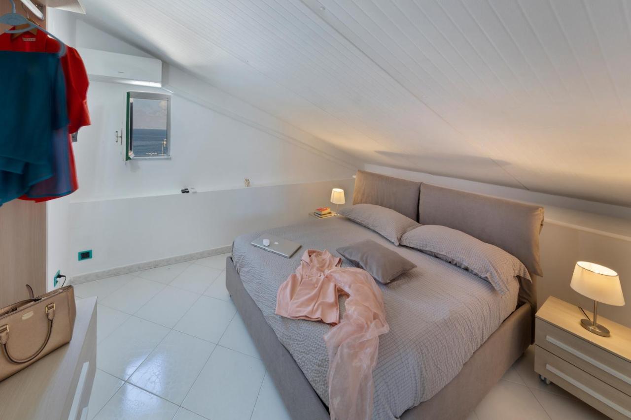 דירות מסה לוברנסה Relais Del Mare Con Terrazza Fronte Mare Free Parking מראה חיצוני תמונה