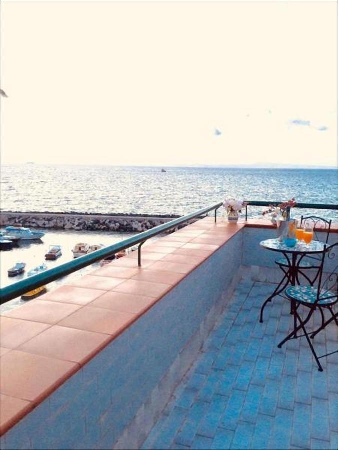 דירות מסה לוברנסה Relais Del Mare Con Terrazza Fronte Mare Free Parking מראה חיצוני תמונה